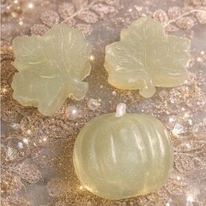 Baked apple Hemp Soap